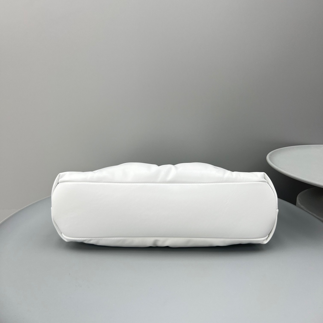 Maison Margiela Glam Slam Hobo Medium(38.5-28.5-10CM) - DopestKickz