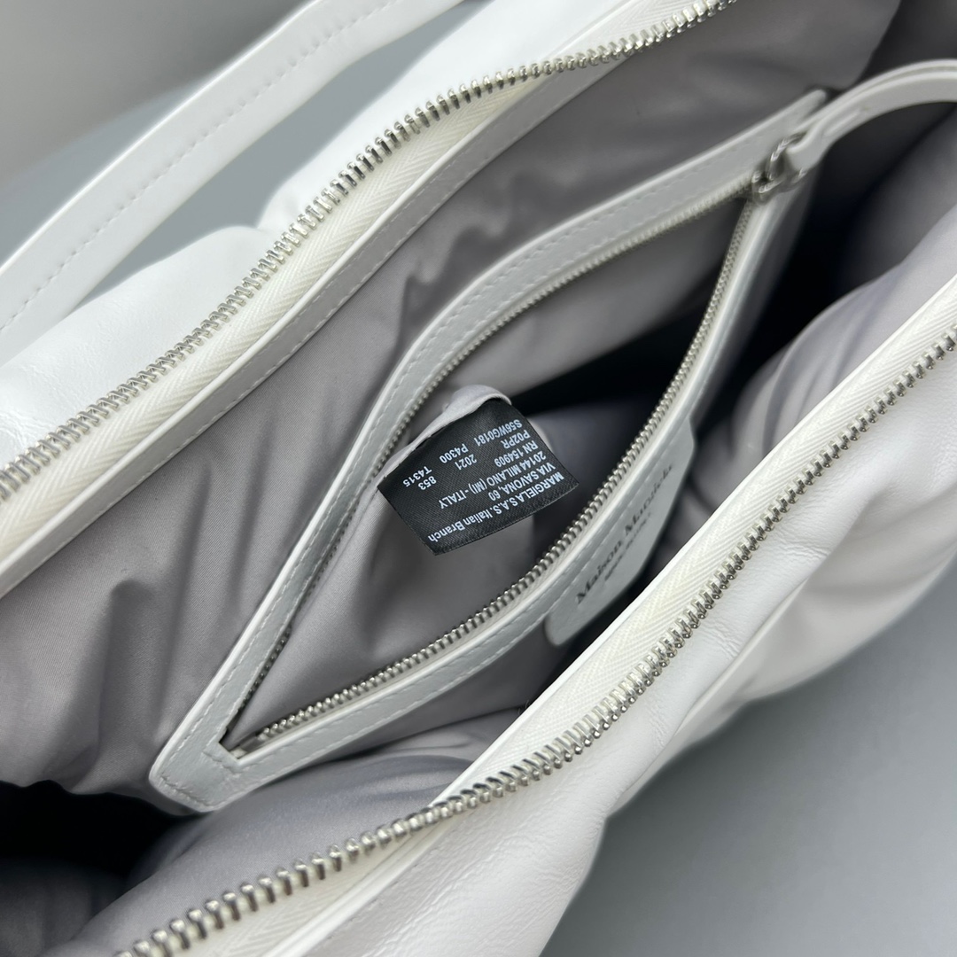 Maison Margiela Glam Slam Hobo Medium(38.5-28.5-10CM) - DopestKickz