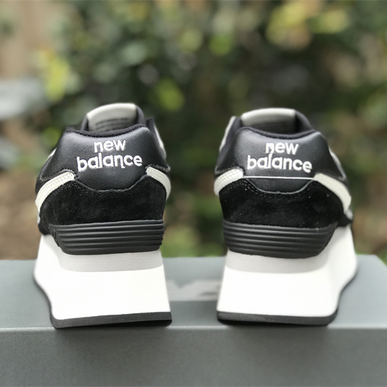 New Balance 574 Sneakers          WL574ZAB  - DopestKickz