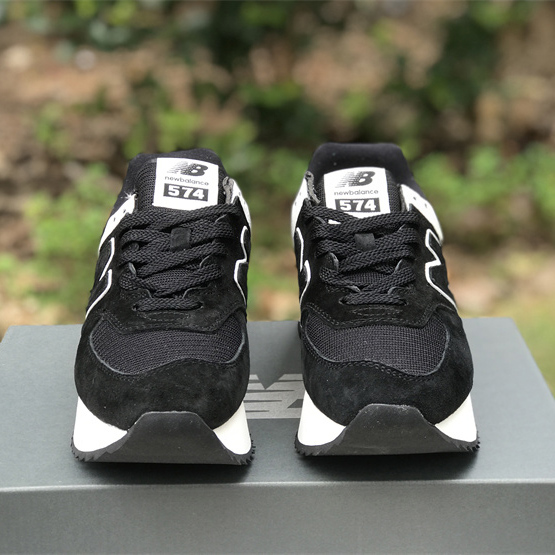 New Balance 574 Sneakers          WL574ZAB  - DopestKickz