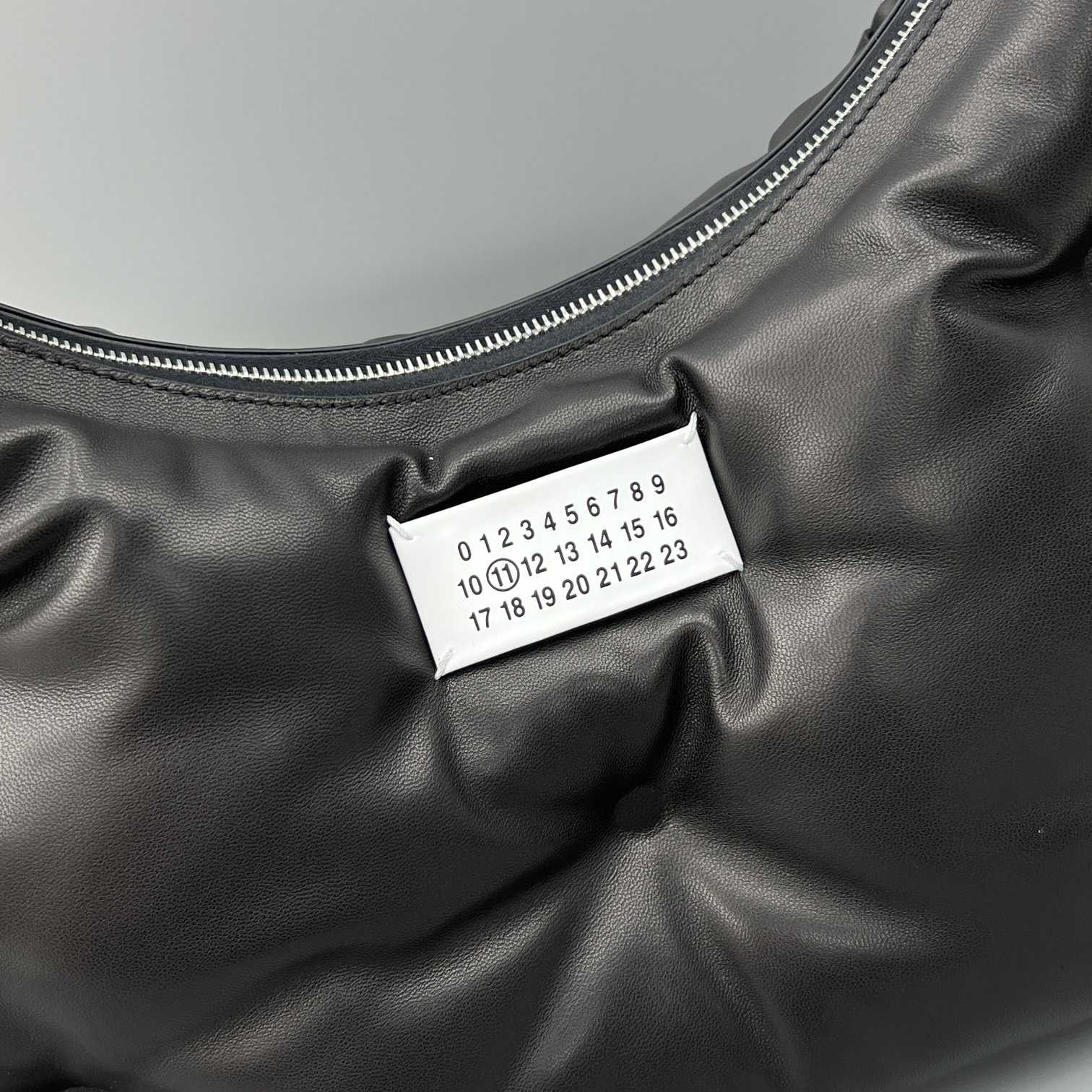 Maison Margiela Glam Slam Hobo Medium(38.5-28.5-10CM) - DopestKickz