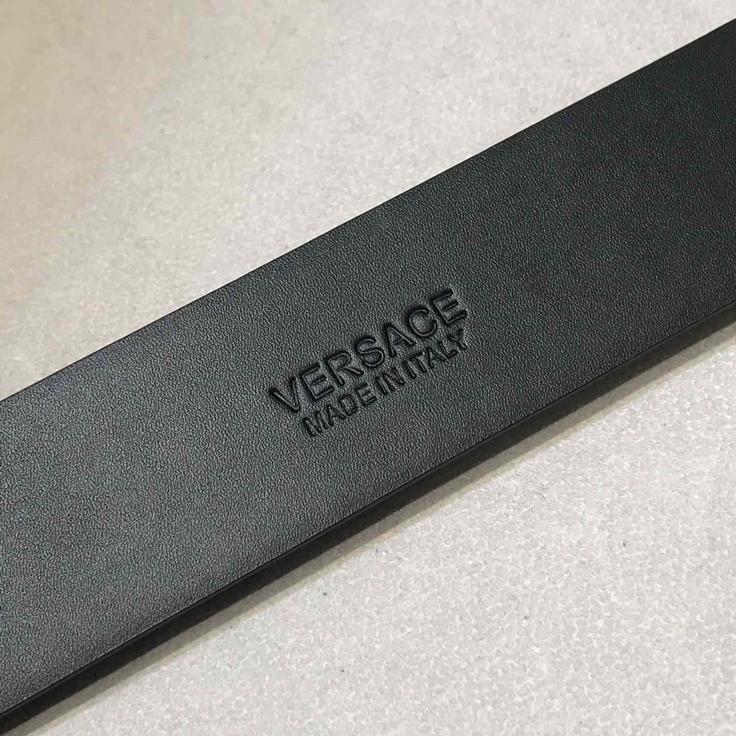 Versace Medusa Leathre Belt    38mm - DopestKickz