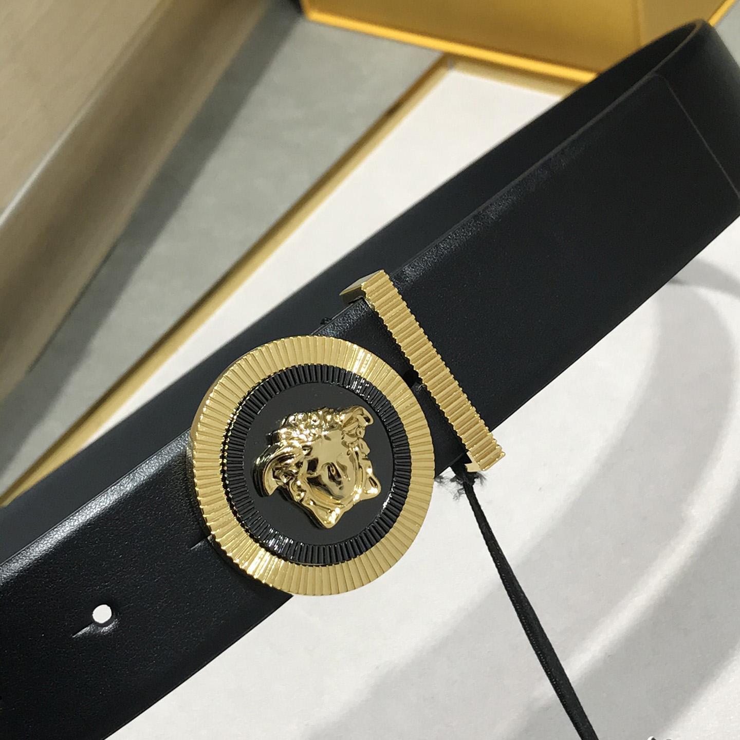 Versace Medusa Leathre Belt    38mm - DopestKickz