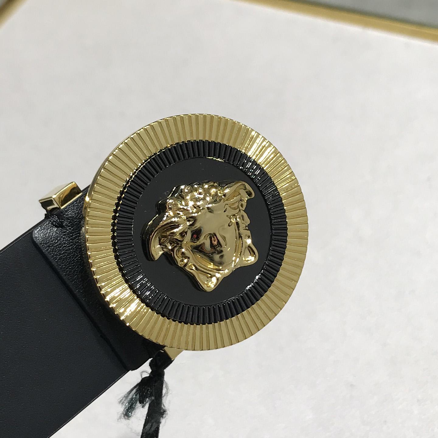 Versace Medusa Leathre Belt    38mm - DopestKickz