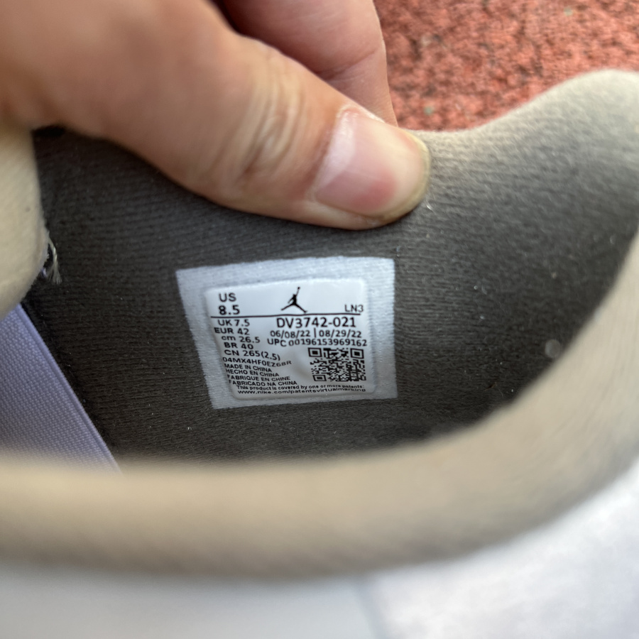 Air Jordan 4 SE Craft Mid AJ4 Sneaker       DV3742-021 - DopestKickz