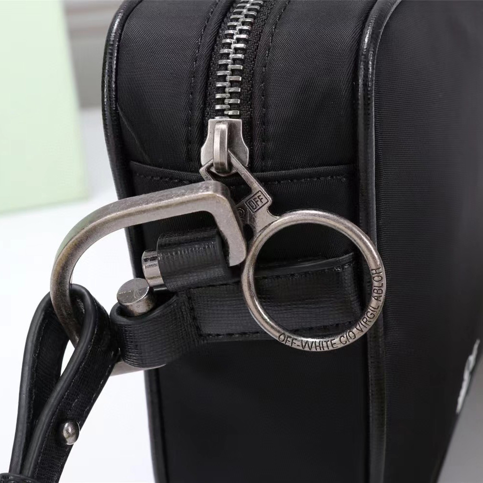 Off white Logo Nylon Crossbody Bag(19-14-5.5cm) - DopestKickz
