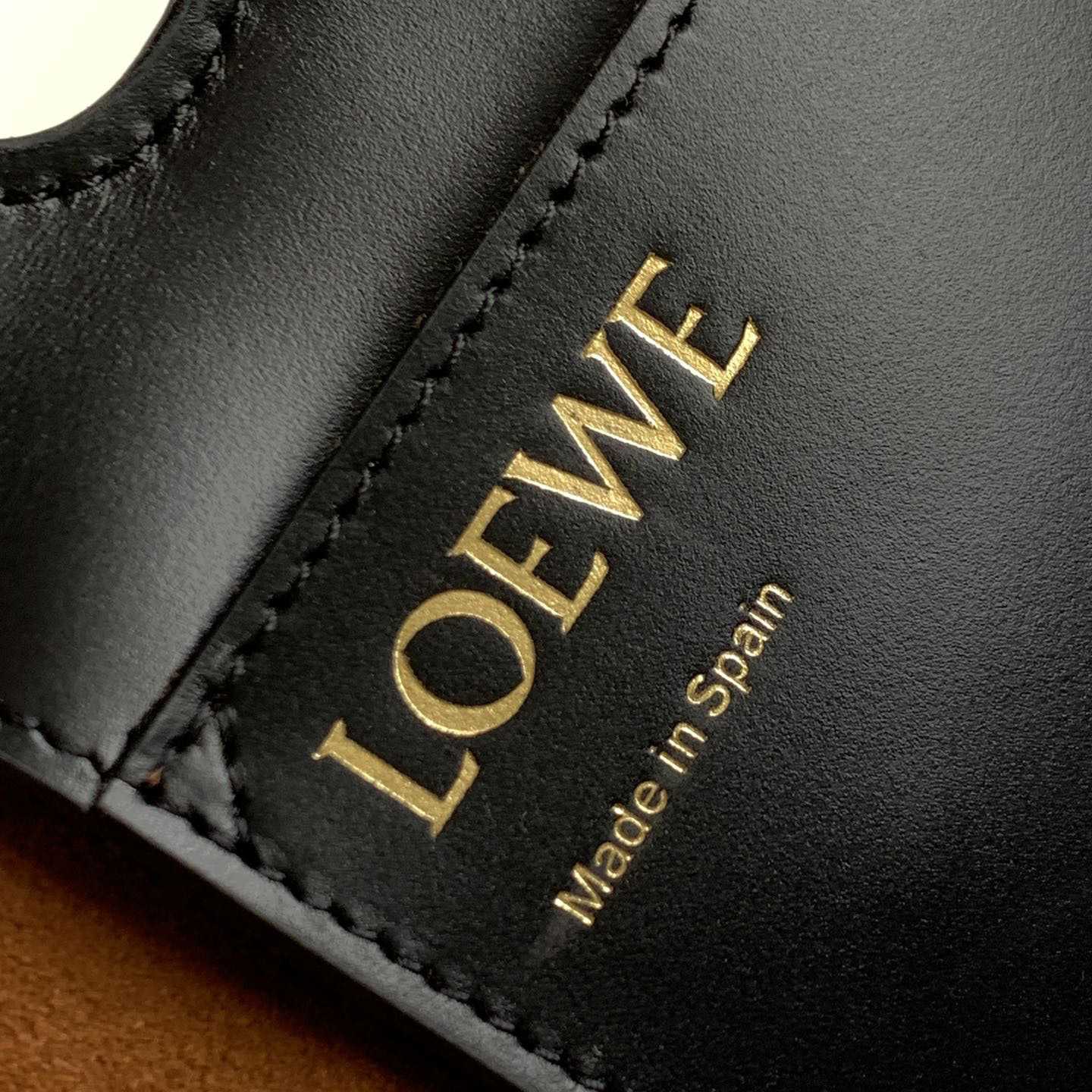 Loewe Small Anagram Tote Bag In Classic Calfskin(29-14-25CM ) - DopestKickz