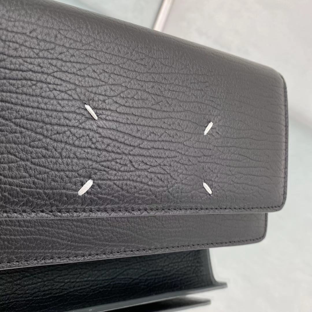 Maison Margiela Wallet-On-Chain Clutch Bag(19.2x4.3x10cm) - DopestKickz