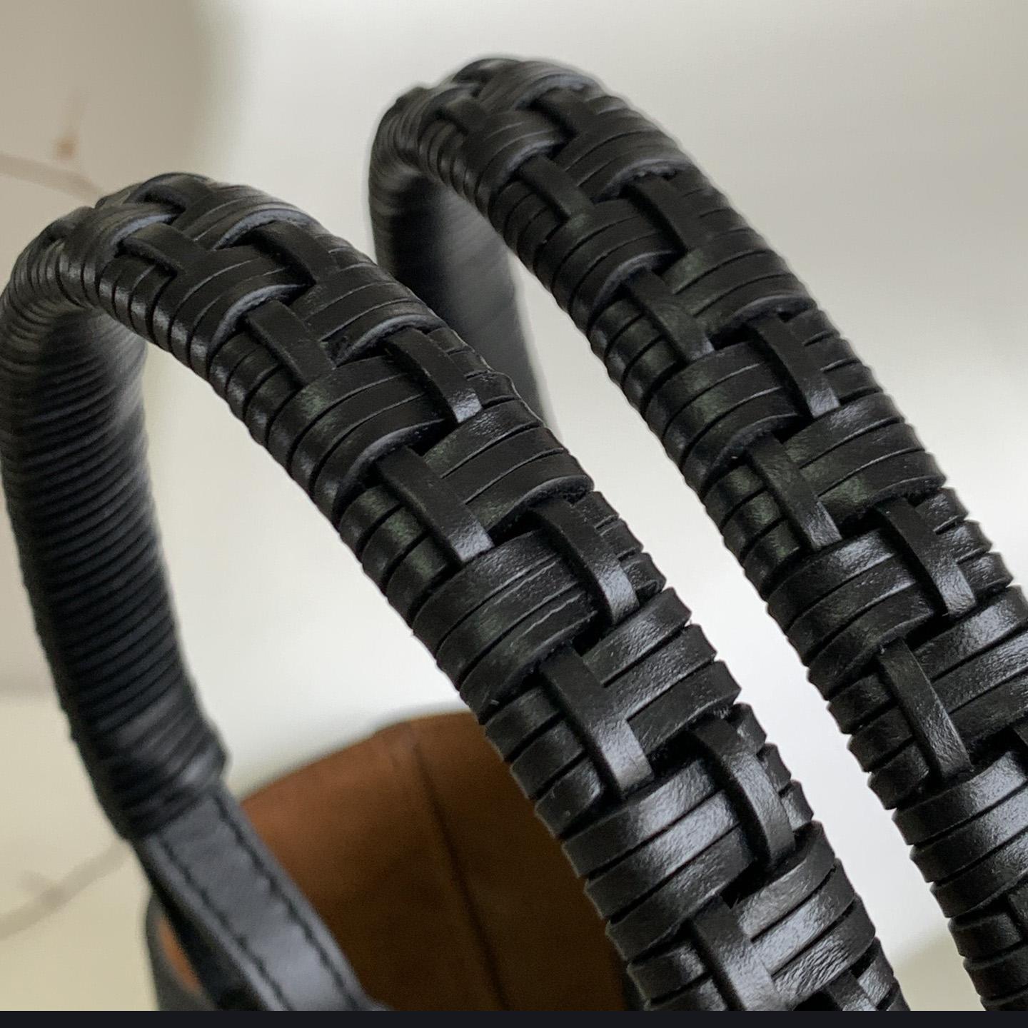 Loewe Small Anagram Tote Bag In Classic Calfskin(29-14-25CM ) - DopestKickz