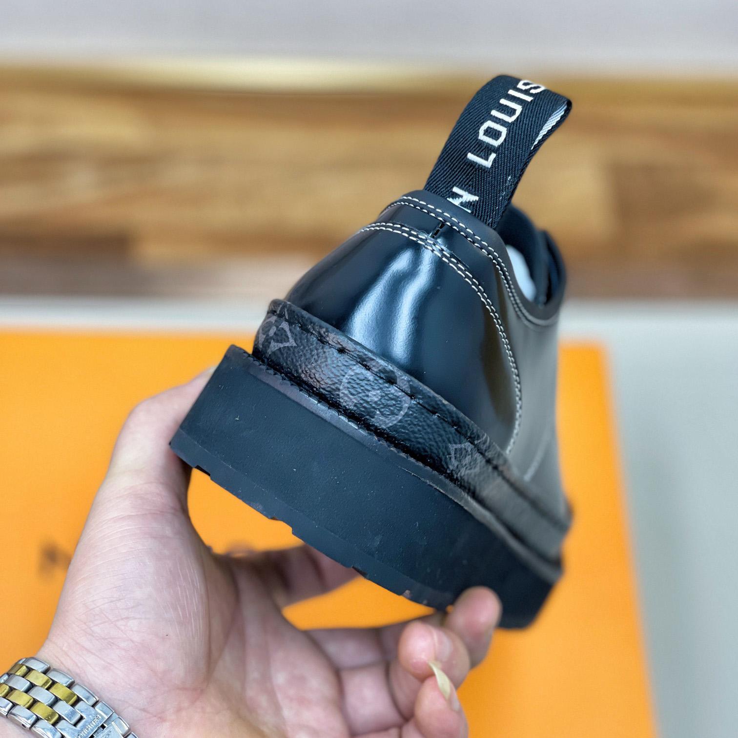 Louis Vuitton Millenium Lace-Up Shoes - DopestKickz