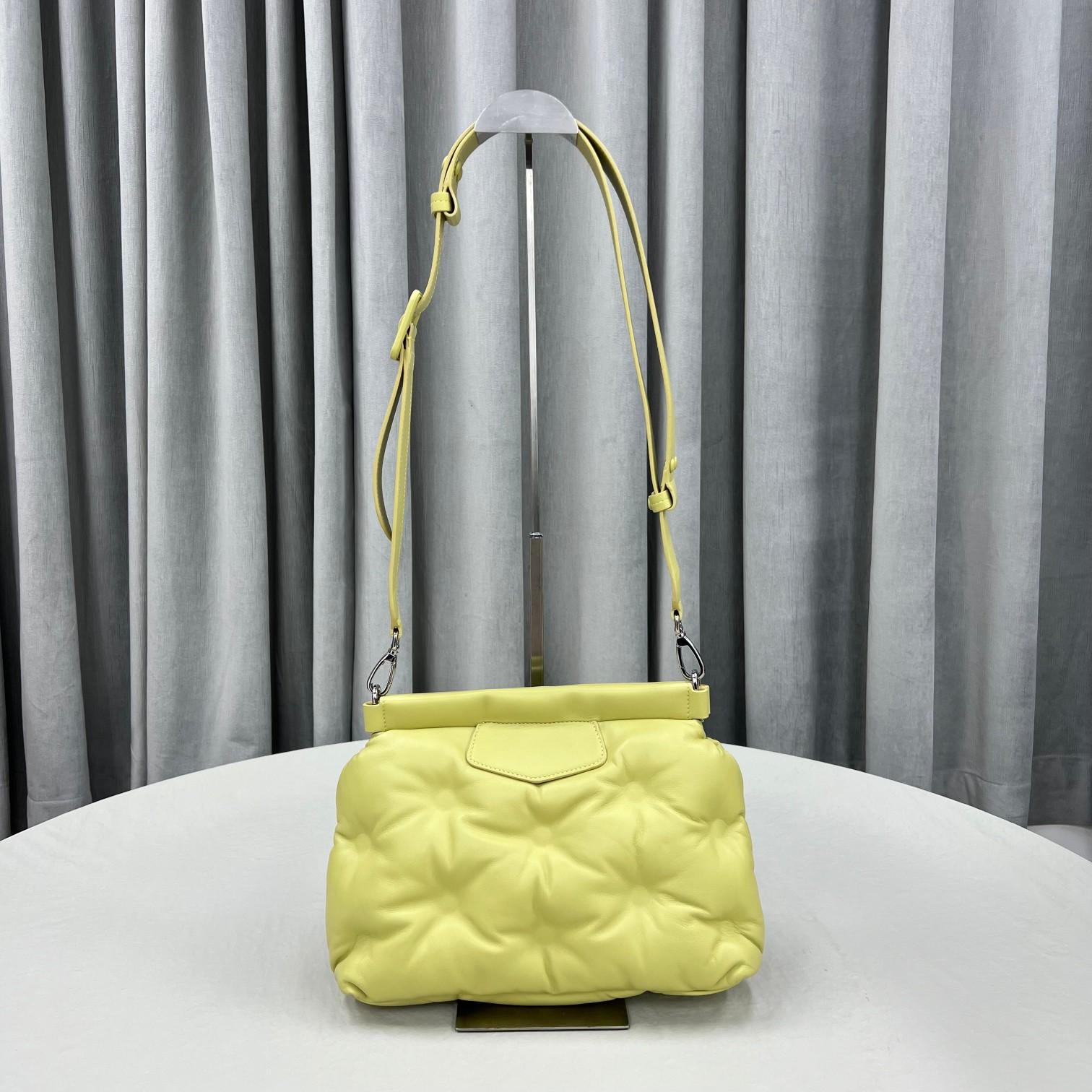 Maison Margiela Glam Slam Quilted Shoulder Bag(30-22-10cm) - DopestKickz