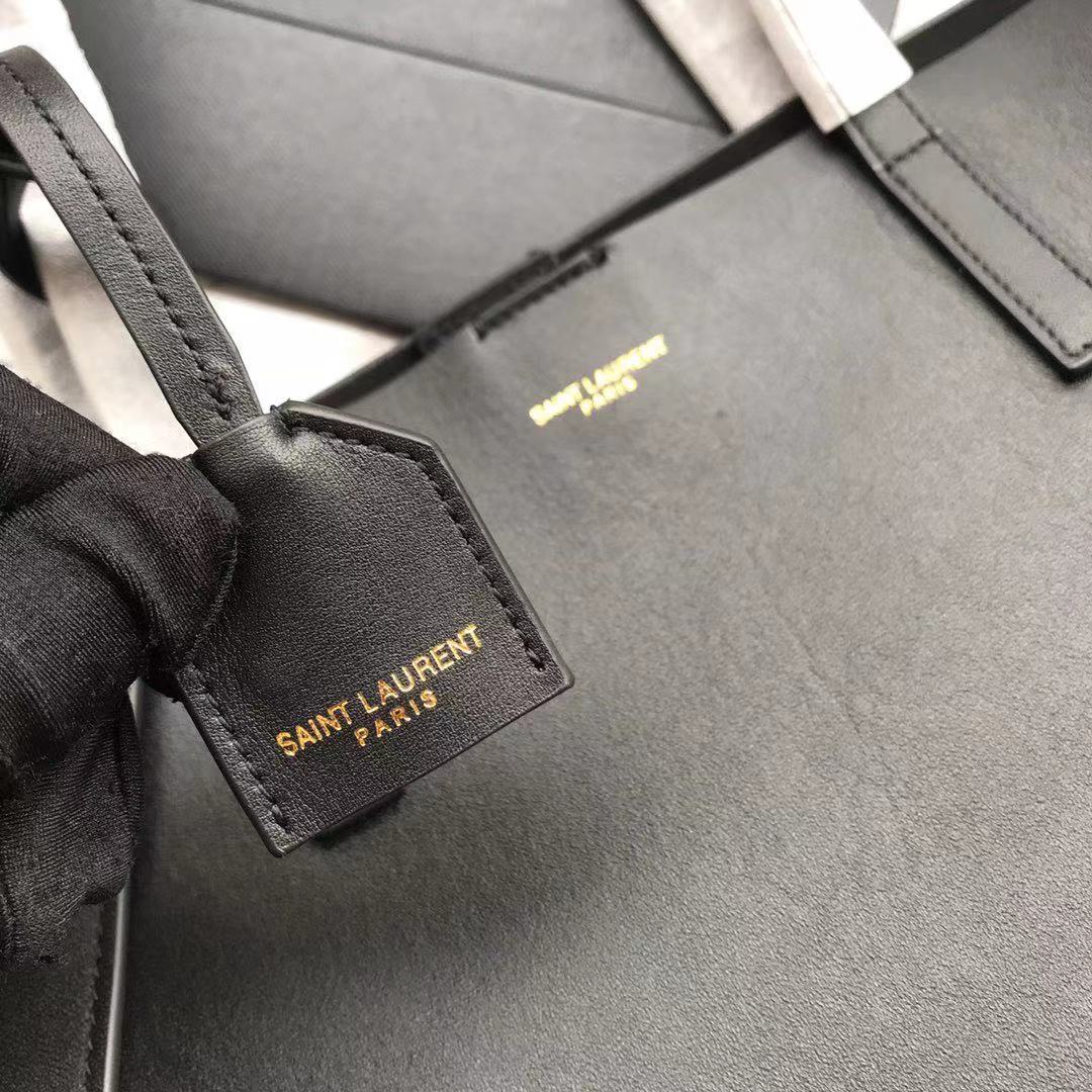 Saint Laurent Shopping Saint Laurent E/W In Supple Leather  - DopestKickz