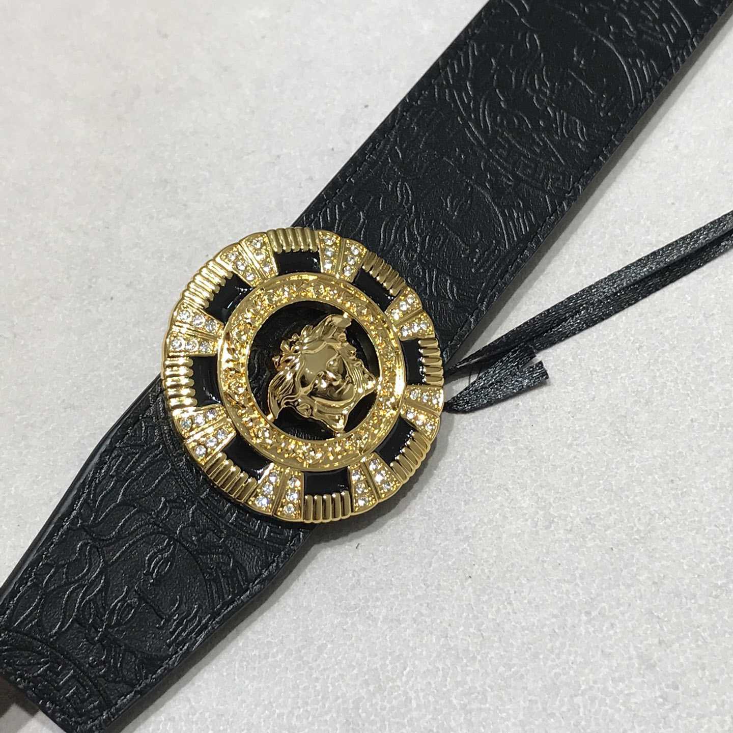 Versace Medusa Leathre Belt    39mm - DopestKickz