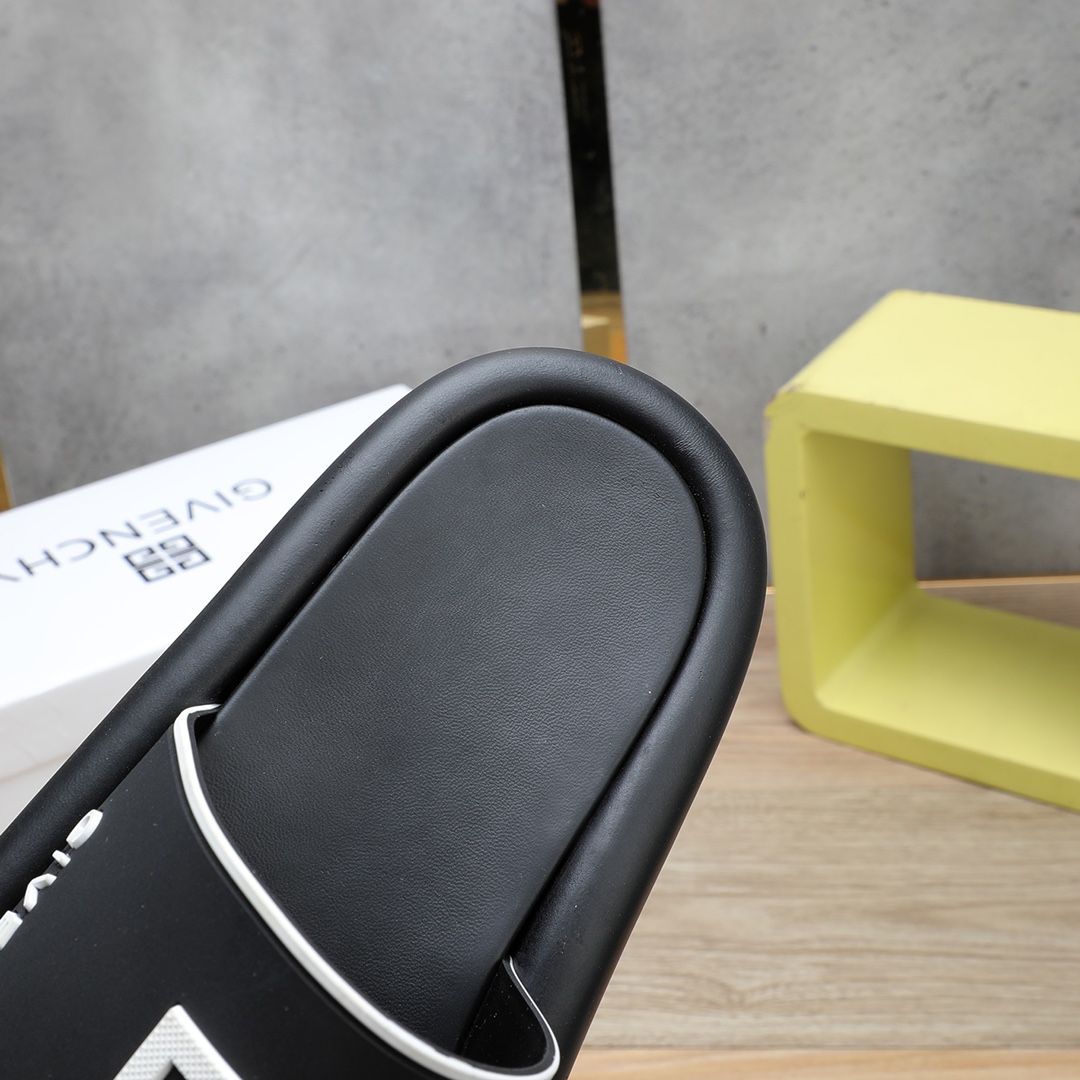 Givenchy 4G Logo Rubber Slides Sandals - DopestKickz