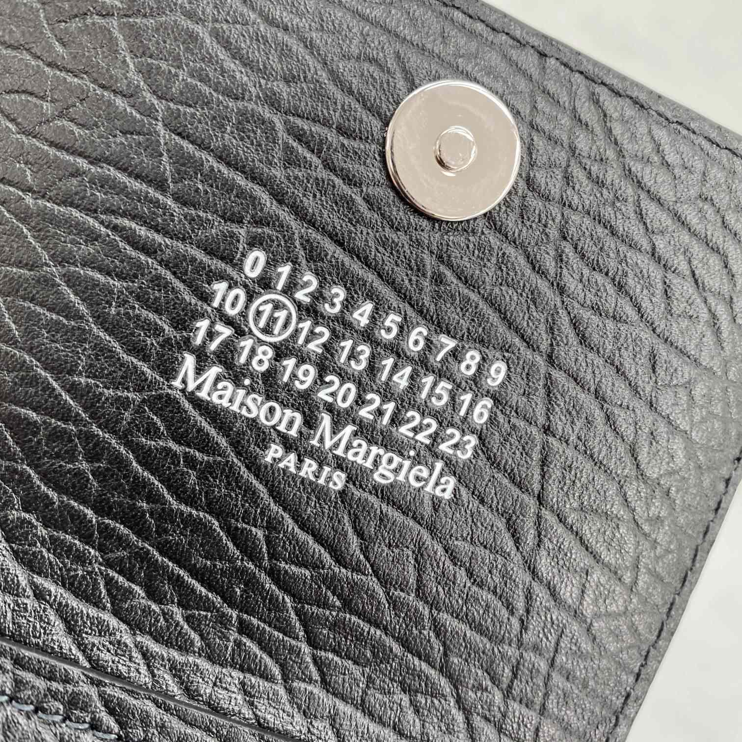 Maison Margiela Black Small Chain Strap Wallet Bag(10x9x3cmm) - DopestKickz