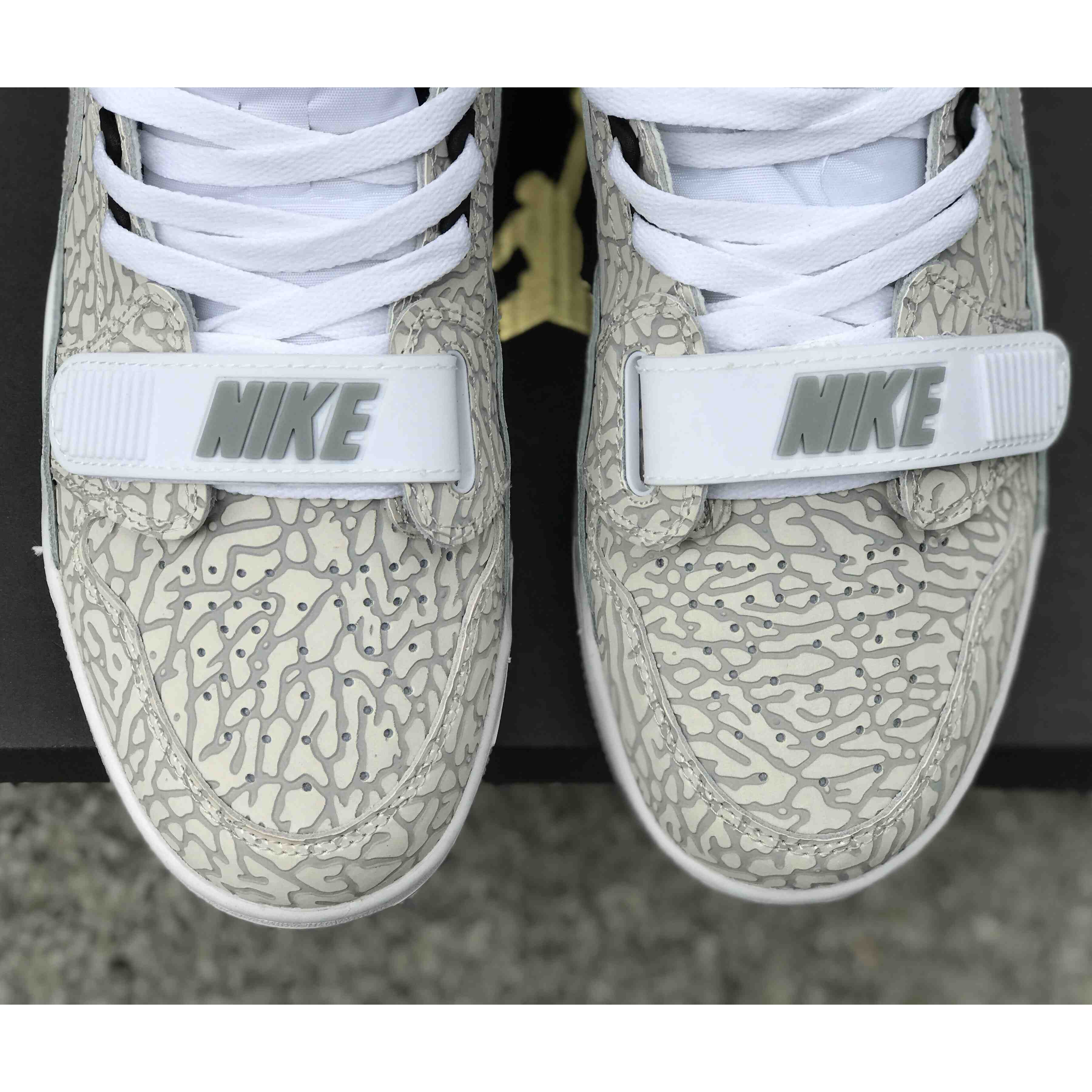 Air Jordan Legacy 312 Sneaker  AV3922-100 - DopestKickz