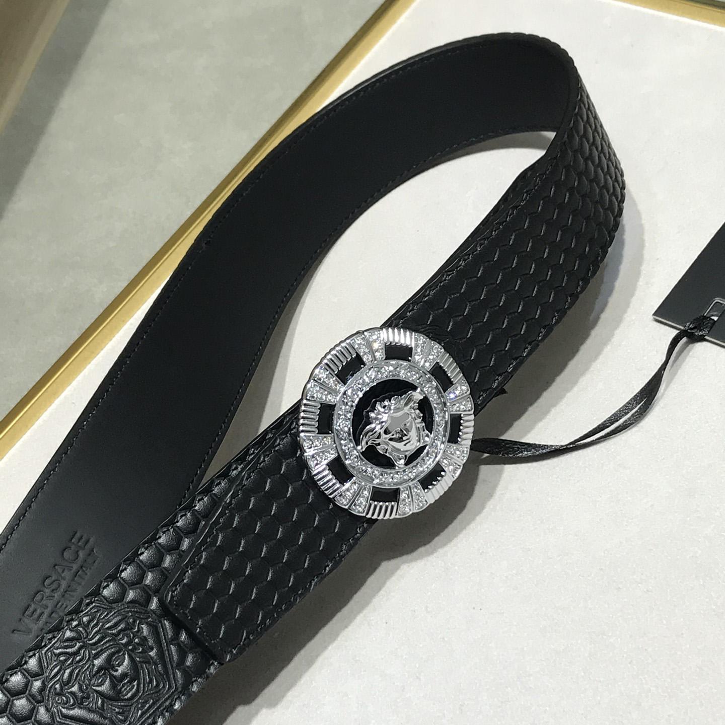 Versace Medusa Leathre Belt    39mm - DopestKickz