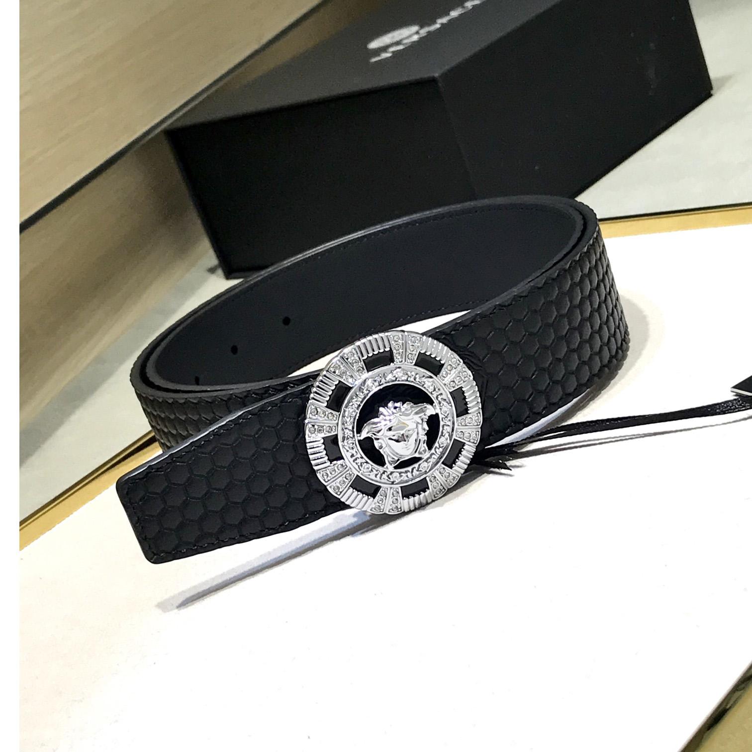 Versace Medusa Leathre Belt    39mm - DopestKickz