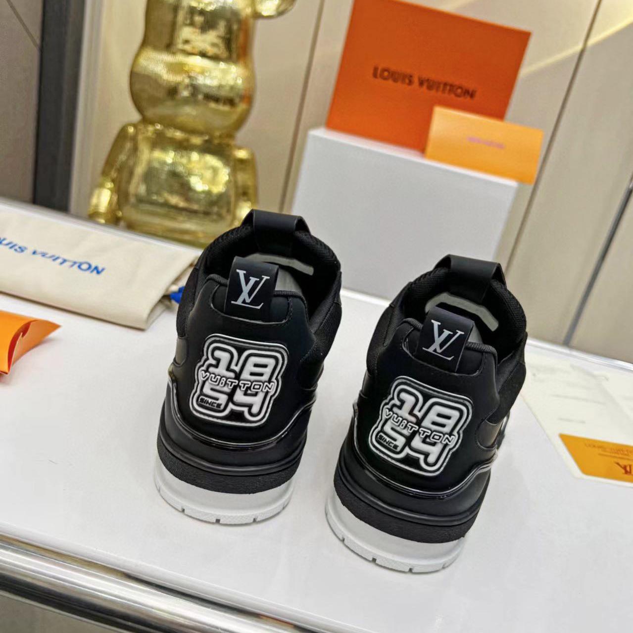 Louis Vuitton LV Trainer Sneaker      1AARQX - DopestKickz