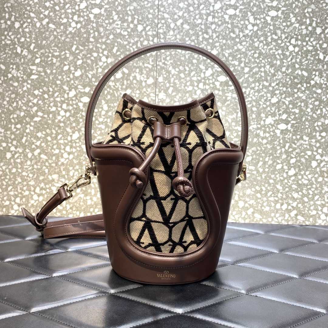 Valenti Le Cinquième Toile Iconographe Bucket Bag - DopestKickz