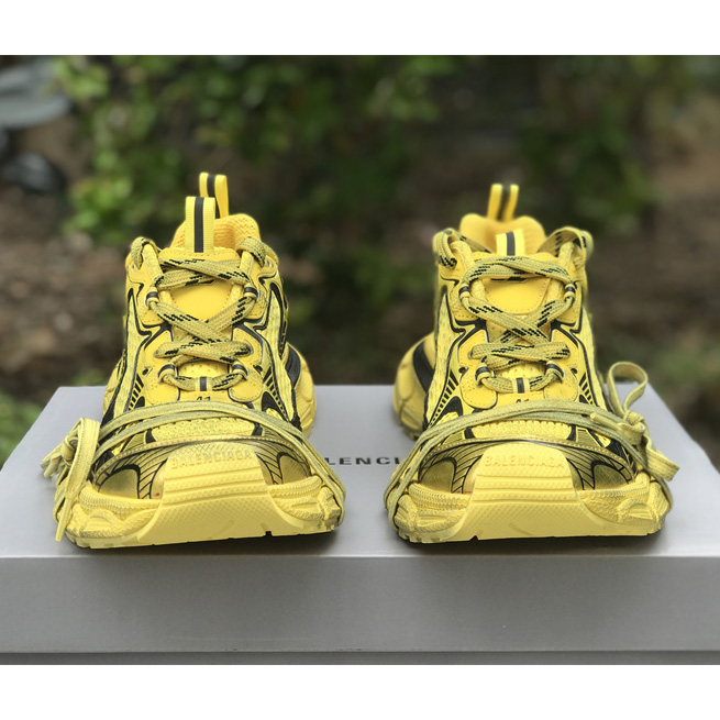 Balenciaga 3XL Trainers In Yellow - DopestKickz