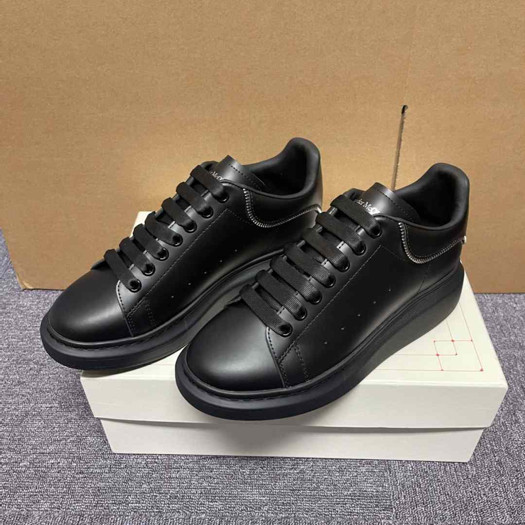Alexander Mqueen Oversized Sneaker In Black - DopestKickz