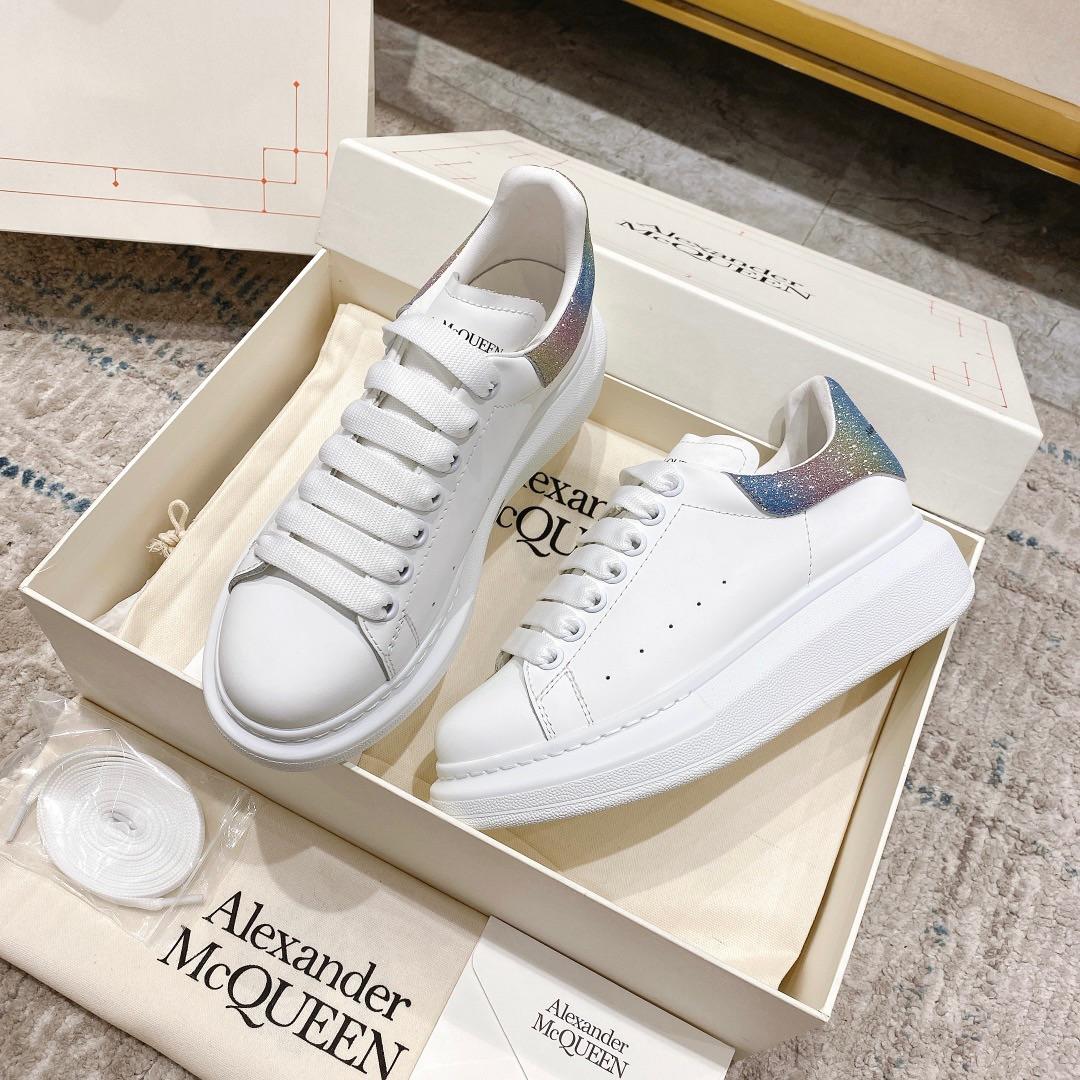 Alexander Mqueen Oversized Sneaker In White - DopestKickz