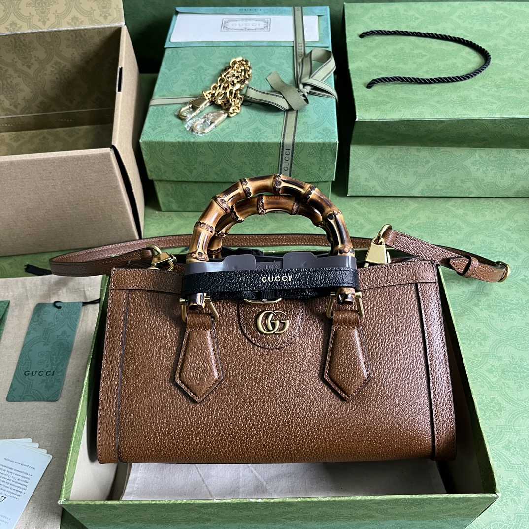 Gucci Diana Small Shoulder Bag(27*15.5*11cm) - DopestKickz
