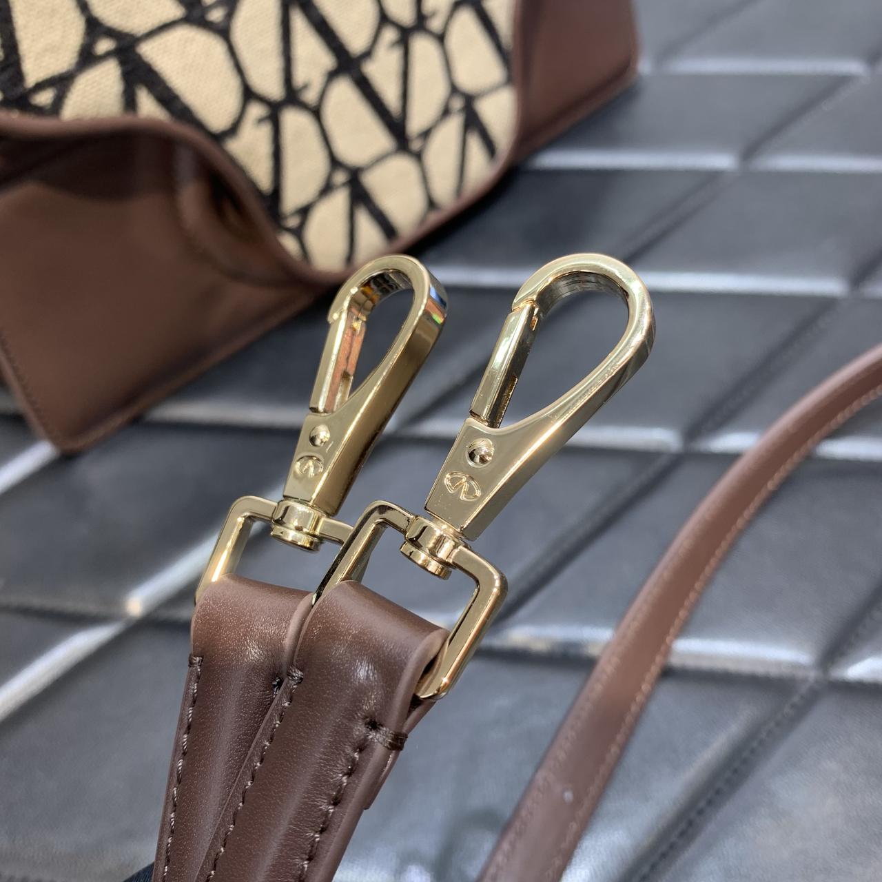 Valenti Le Grand Deuxième Toile Iconographe Shoulder Bag - DopestKickz