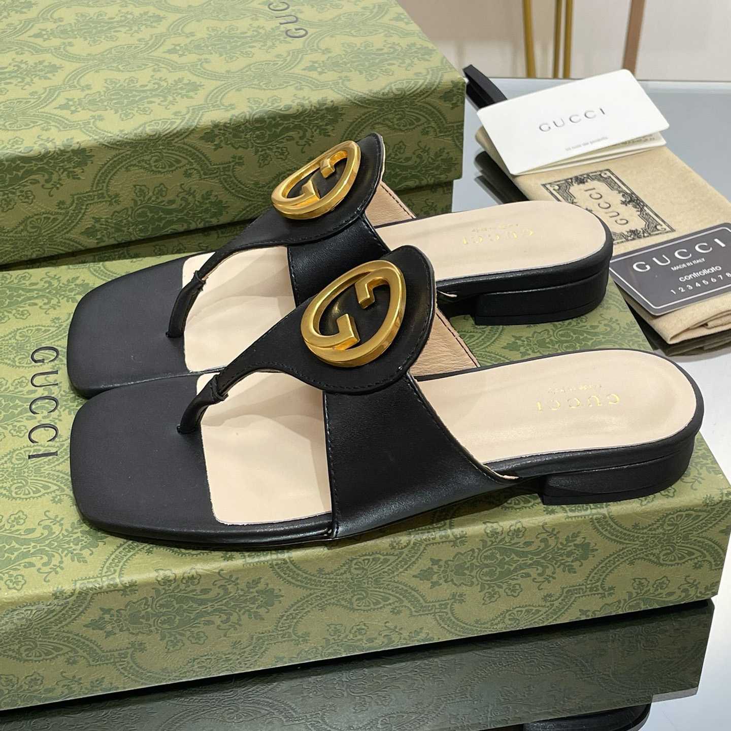 Gucci Women's Gucci Blondie Thong Sandal - DopestKickz
