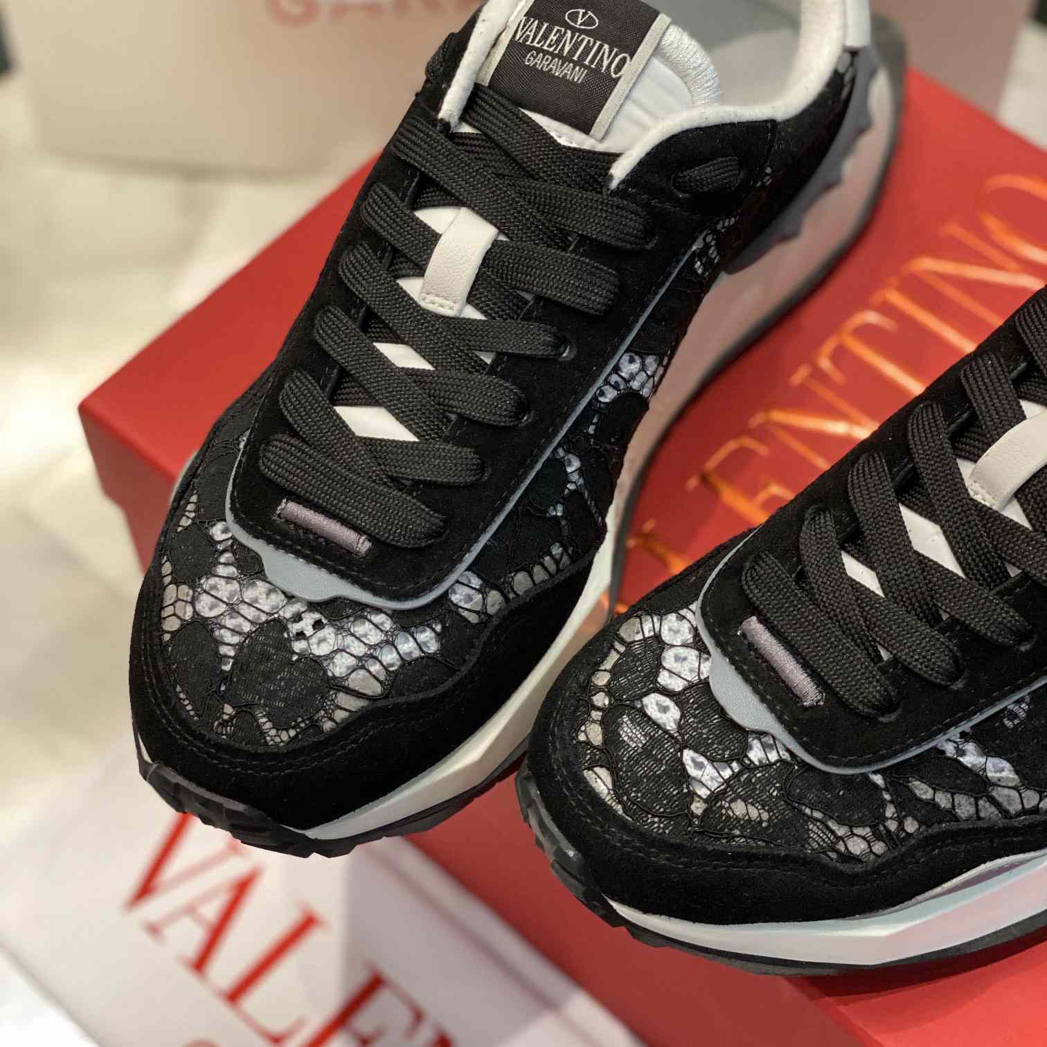 Valenti Lace And Mesh Lacerunner Sneaker  - DopestKickz