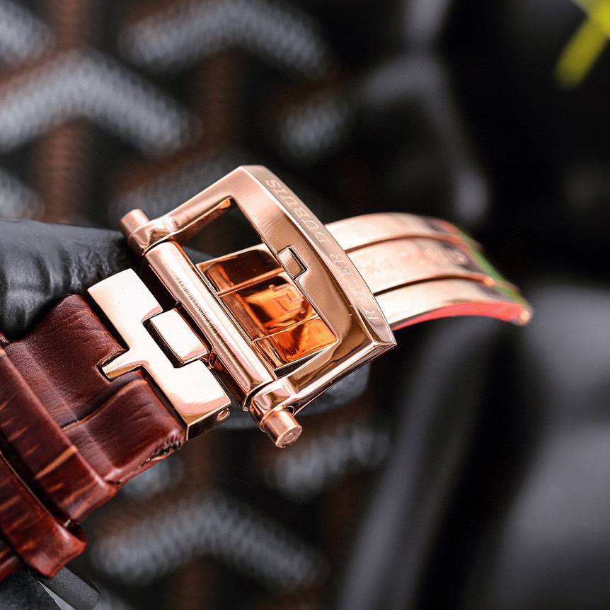 Roger Dubuis Excalibur  45mm - DopestKickz