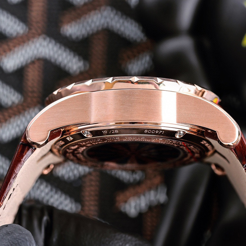 Roger Dubuis Excalibur  45mm - DopestKickz