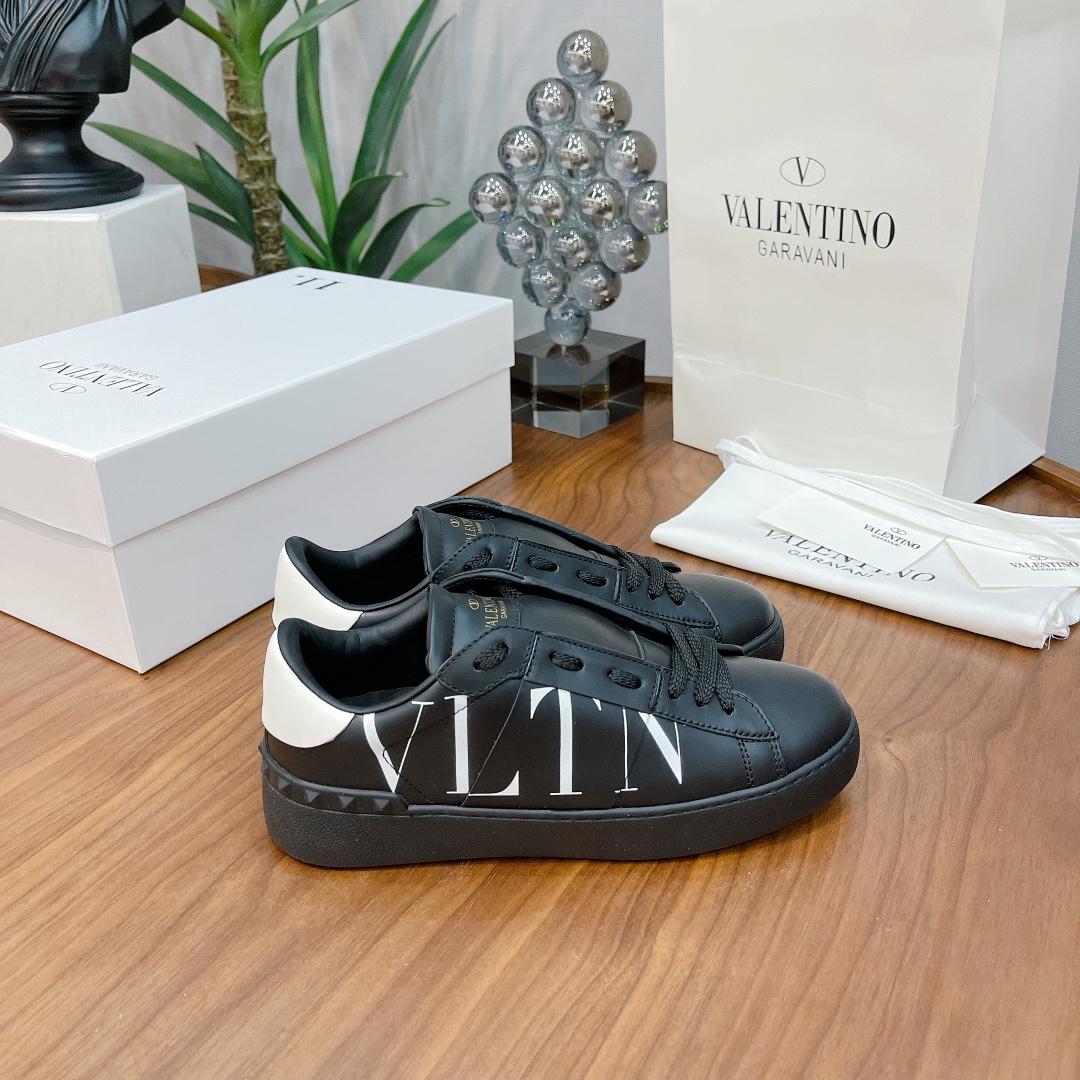 Valenti Open Sneaker With VLTN Print - DopestKickz