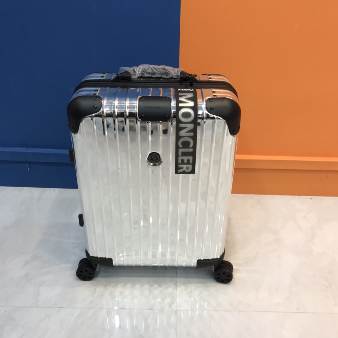 Moncler Genius Moncler Rimowa 'Reflection' Silver Suitcase - DopestKickz