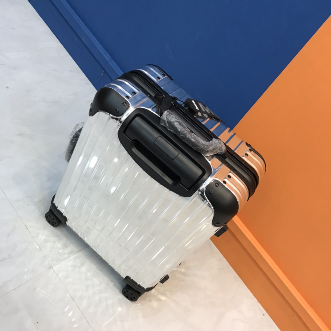 Moncler Genius Moncler Rimowa 'Reflection' Silver Suitcase - DopestKickz