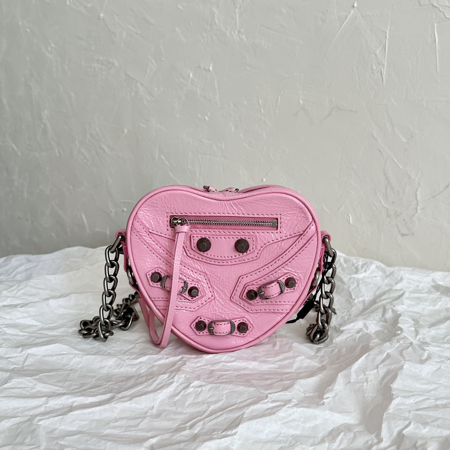 Balenciaga Le Cagole Heart Mini Bag In Pink  (16-12.7-4.5cm) - DopestKickz