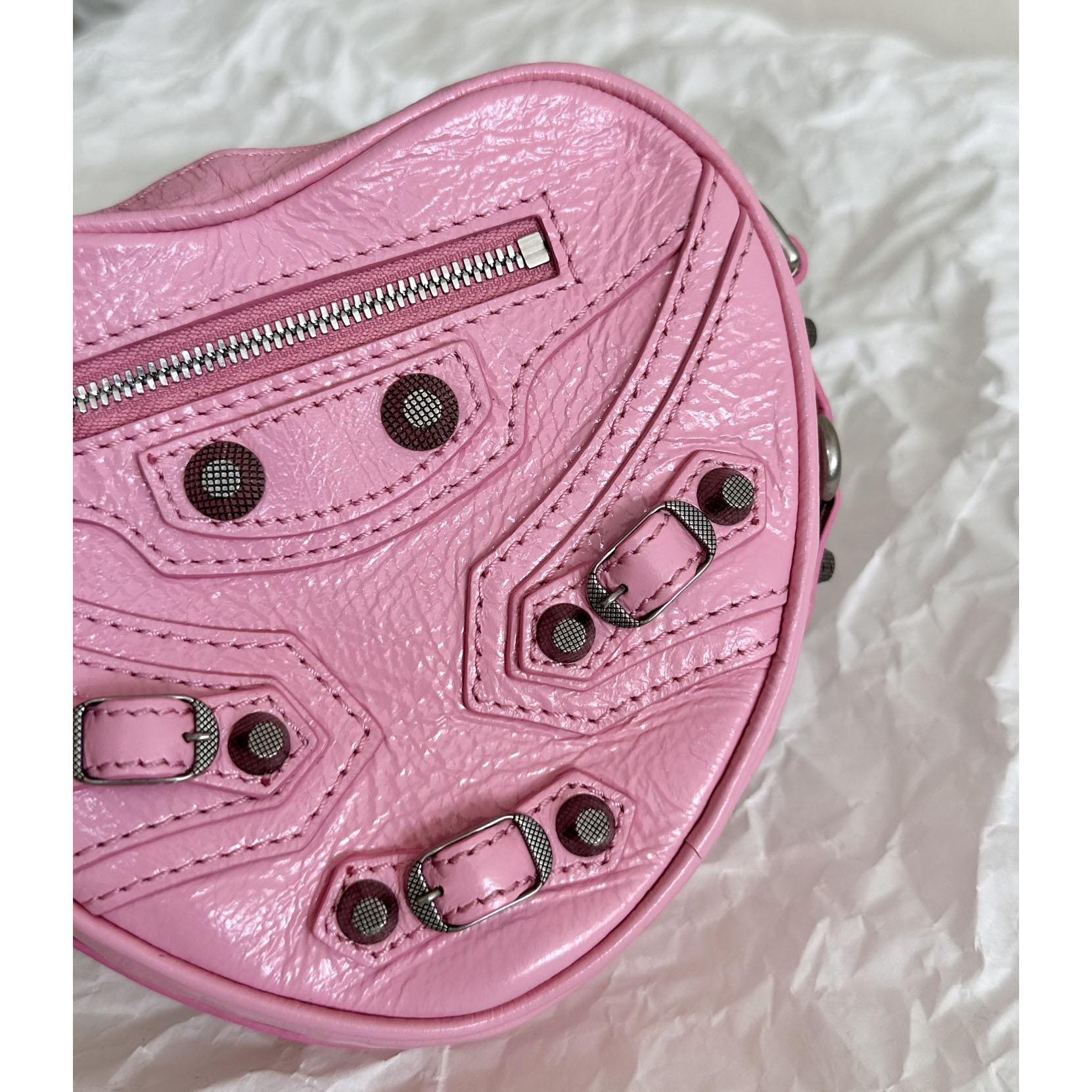 Balenciaga Le Cagole Heart Mini Bag In Pink  (16-12.7-4.5cm) - DopestKickz