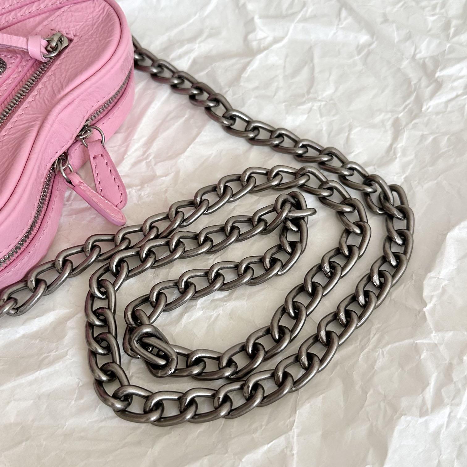 Balenciaga Le Cagole Heart Mini Bag In Pink  (16-12.7-4.5cm) - DopestKickz