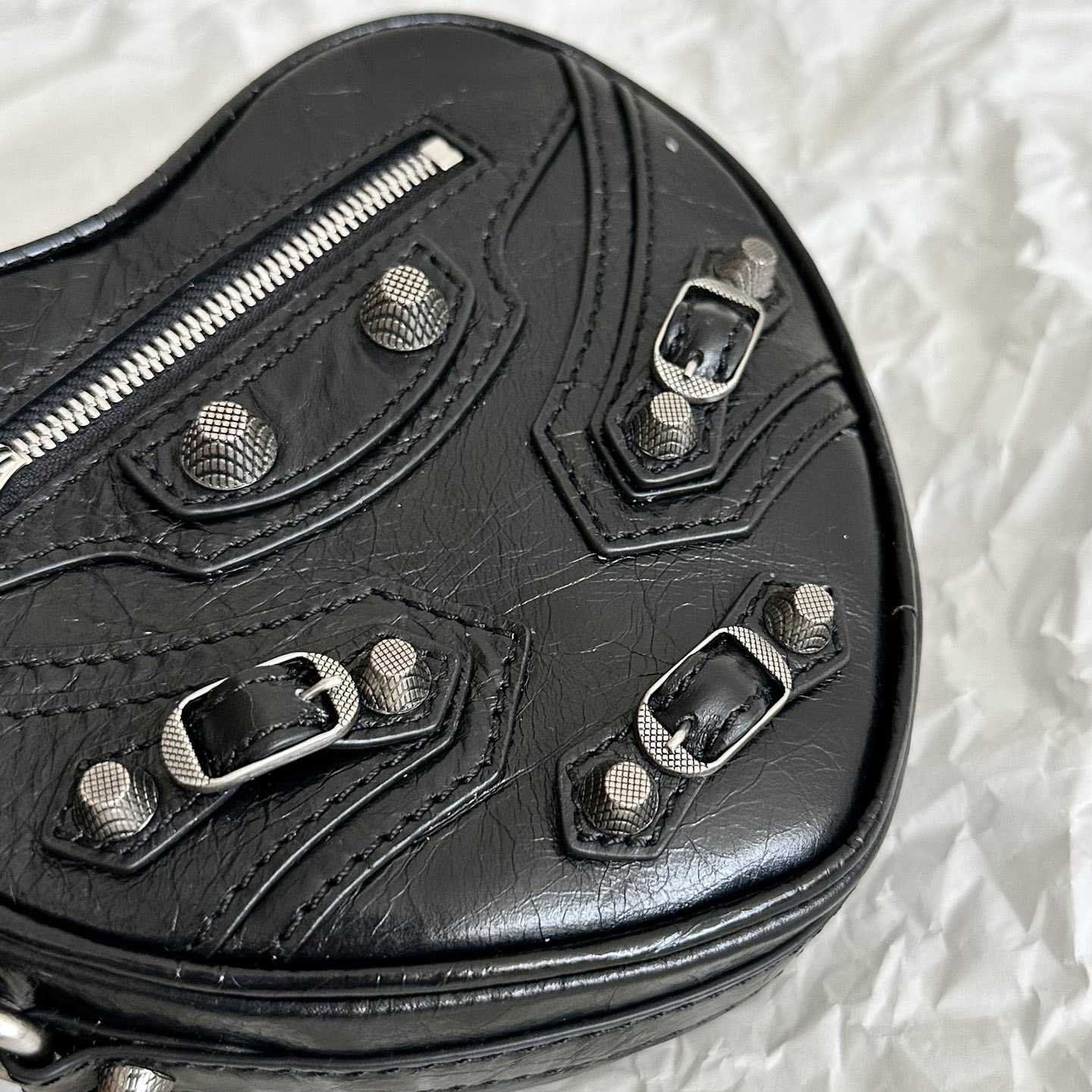 Balenciaga Le Cagole Heart Mini Bag In Black(16-12.7-4.5cm) - DopestKickz