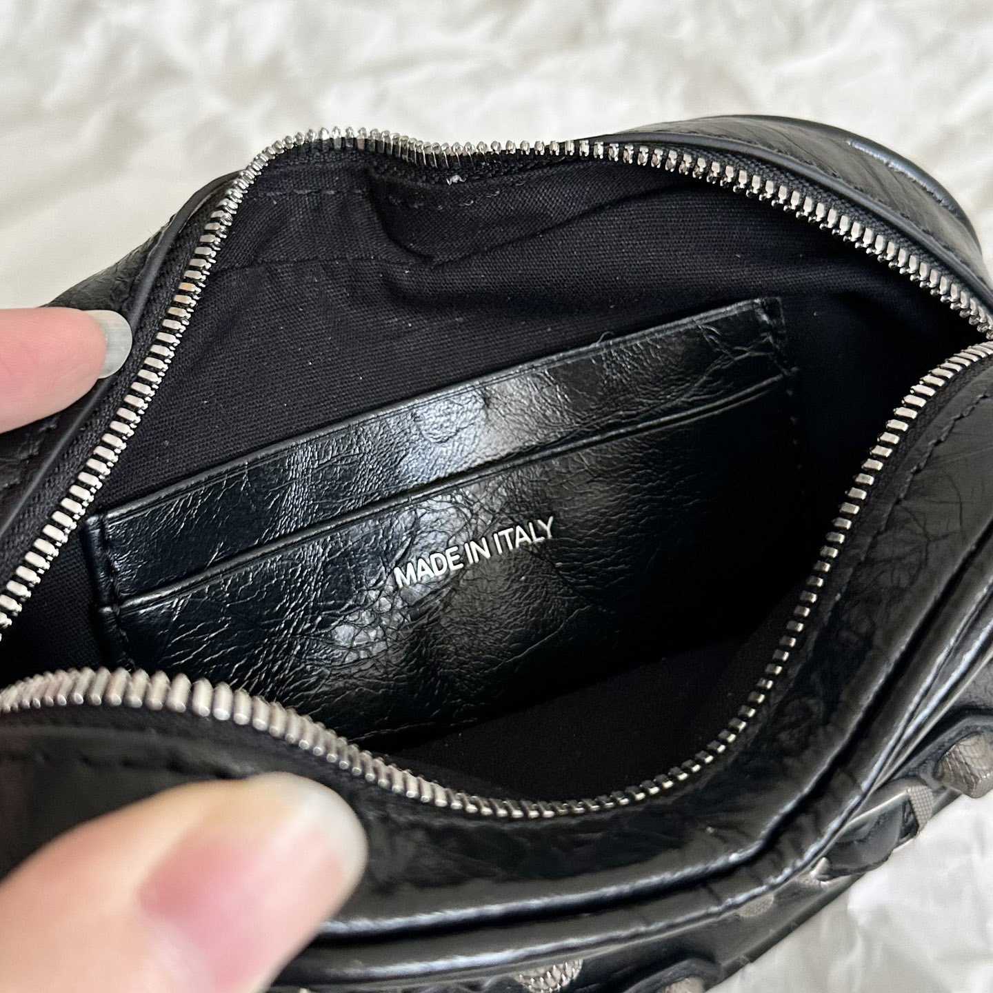 Balenciaga Le Cagole Heart Mini Bag In Black(16-12.7-4.5cm) - DopestKickz