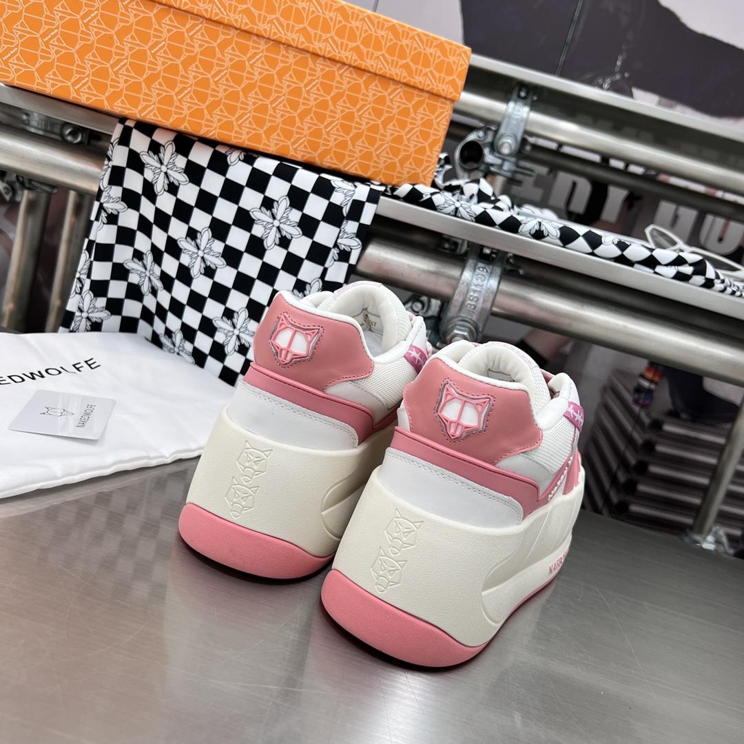 Naked Wolfe Slider Baby Pink - DopestKickz