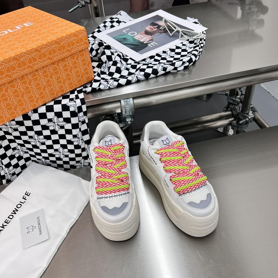 Naked Wolfe Slider White - DopestKickz