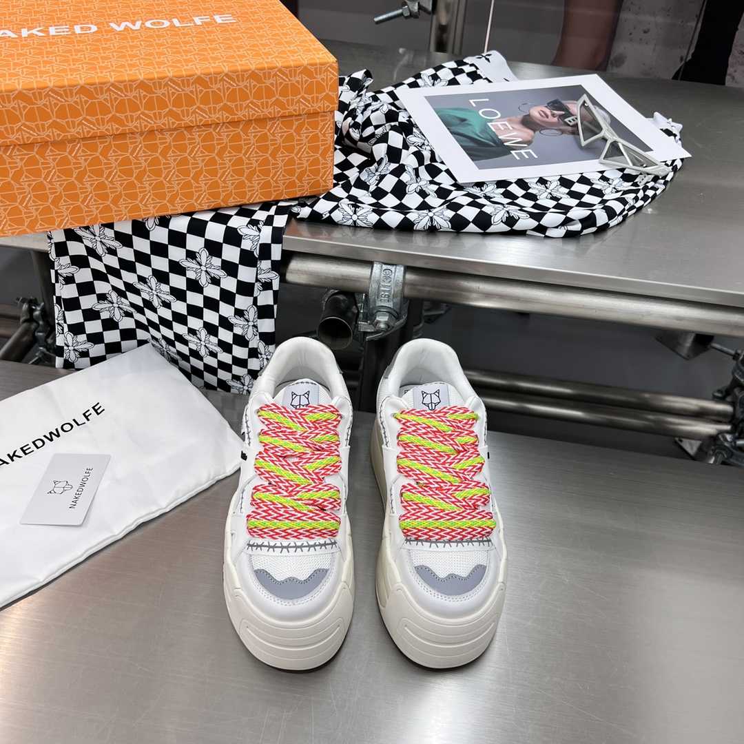 Naked Wolfe Slider White - DopestKickz