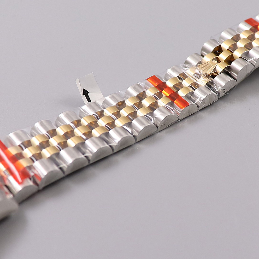 Rolex Datejust Oyster 31 mm Watch - DopestKickz