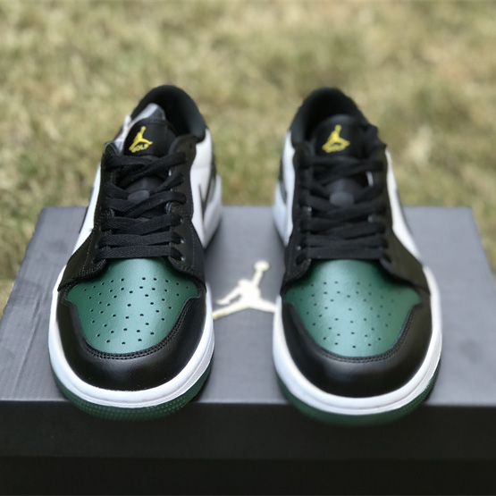 Air Jordan 1 Low Golf Sneakers      DD9315-107 - DopestKickz