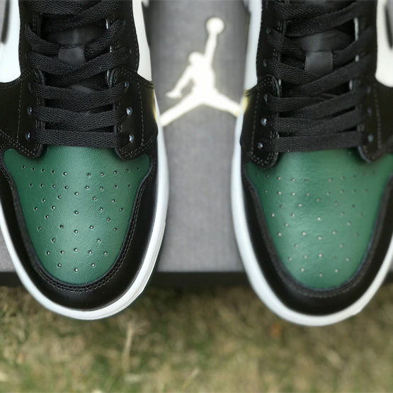 Air Jordan 1 Low Golf Sneakers      DD9315-107 - DopestKickz