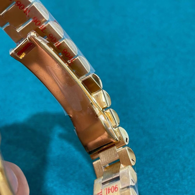 Rolex Oyster Perpetual Datejust 31 - DopestKickz