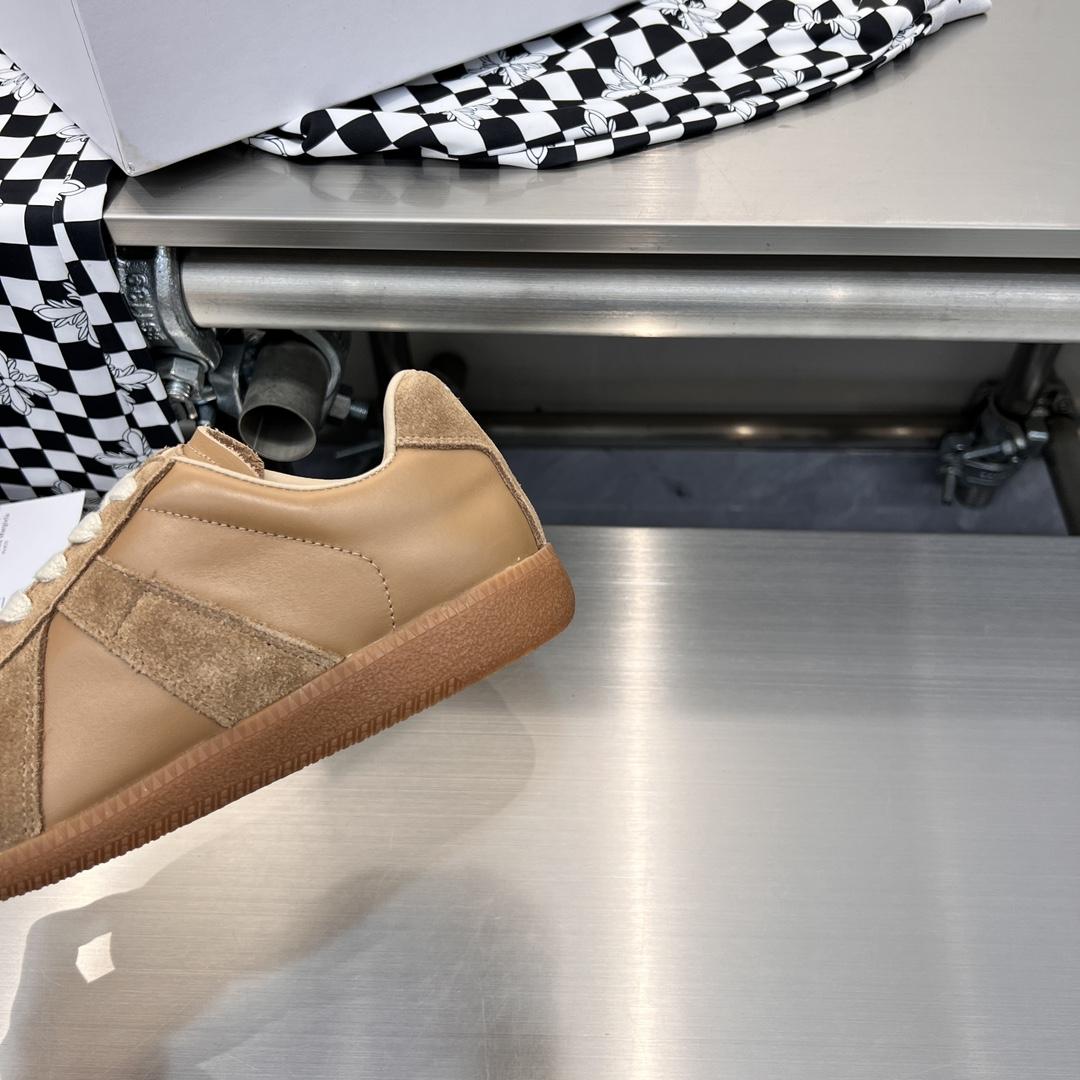 Maison Margiela Replica Sneakers - DopestKickz