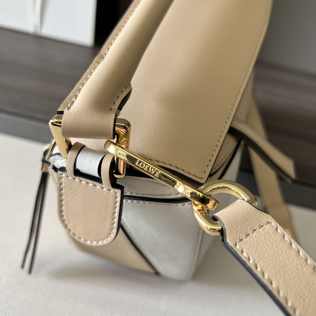 Loewe Small Puzzle Bag In Classic Calfskin - DopestKickz